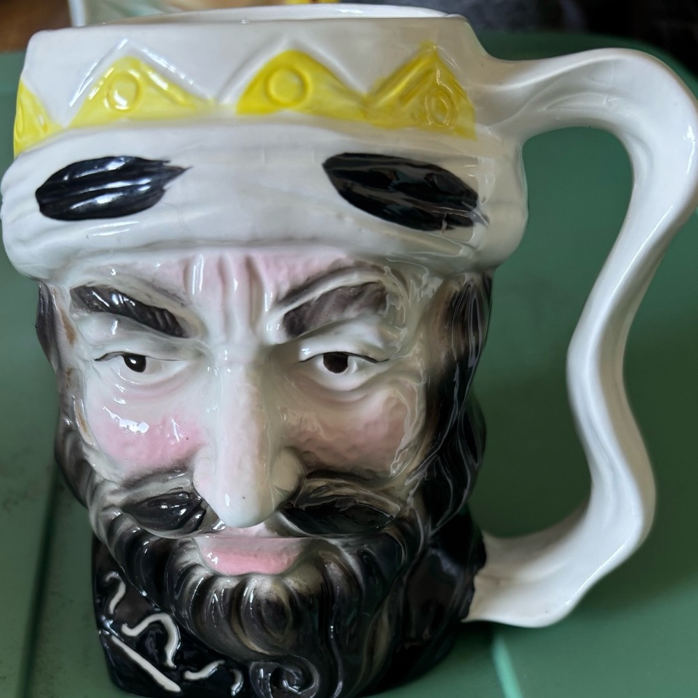 Vintage Toby mug